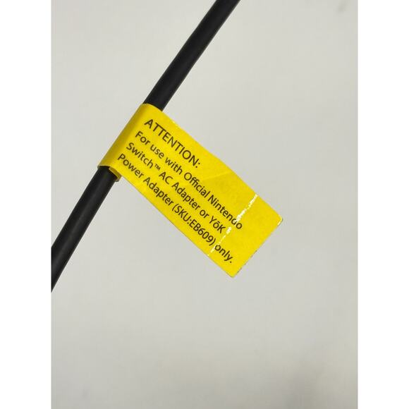 YOK Switch HDMI Travel Cable - Portable Dock Replacement for Nintendo Switch - Picture 5 of 7